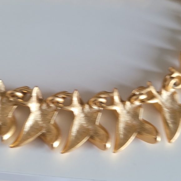 Vintage Anne Klein Gold-Tone Necklace - Picture 9 of 16